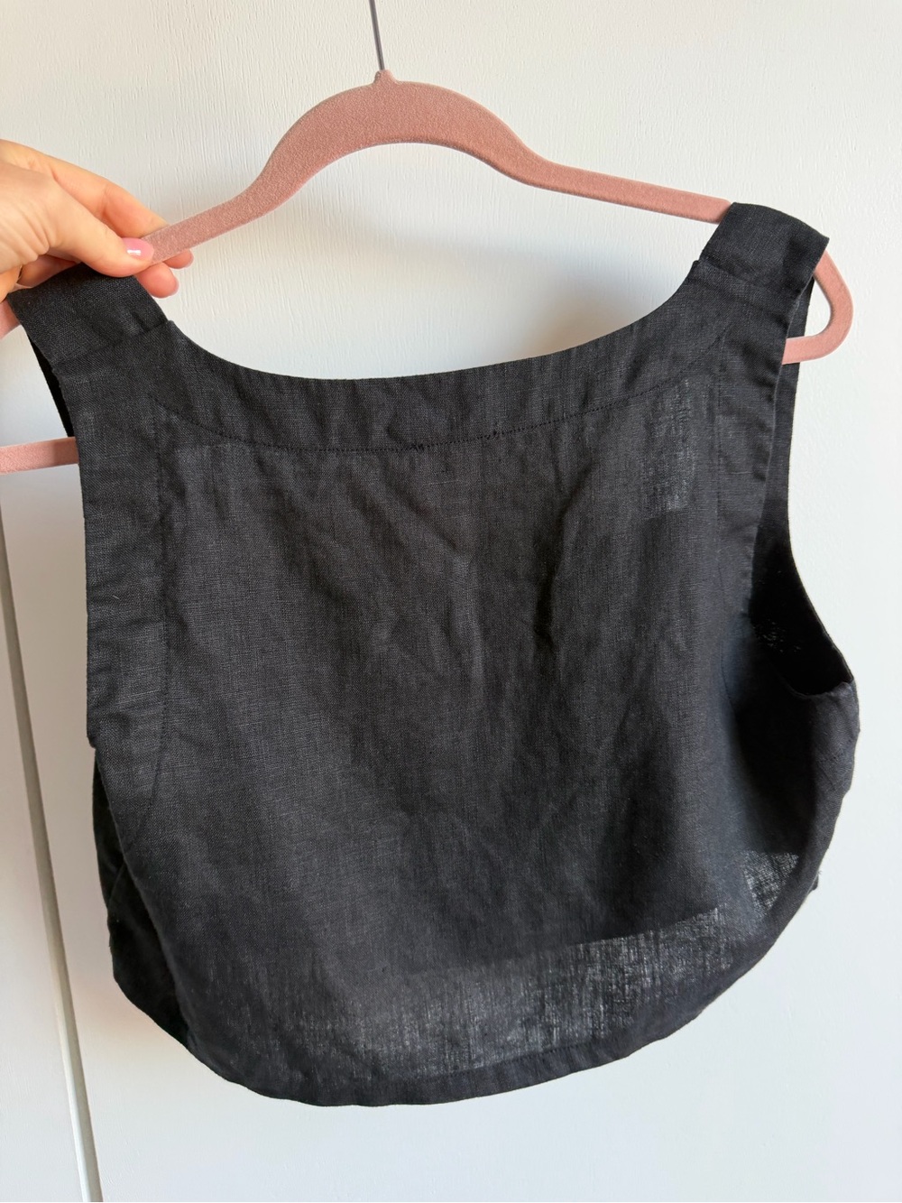 Posse Black Square-Neck Linen Crop Top - Picture 4 of 5